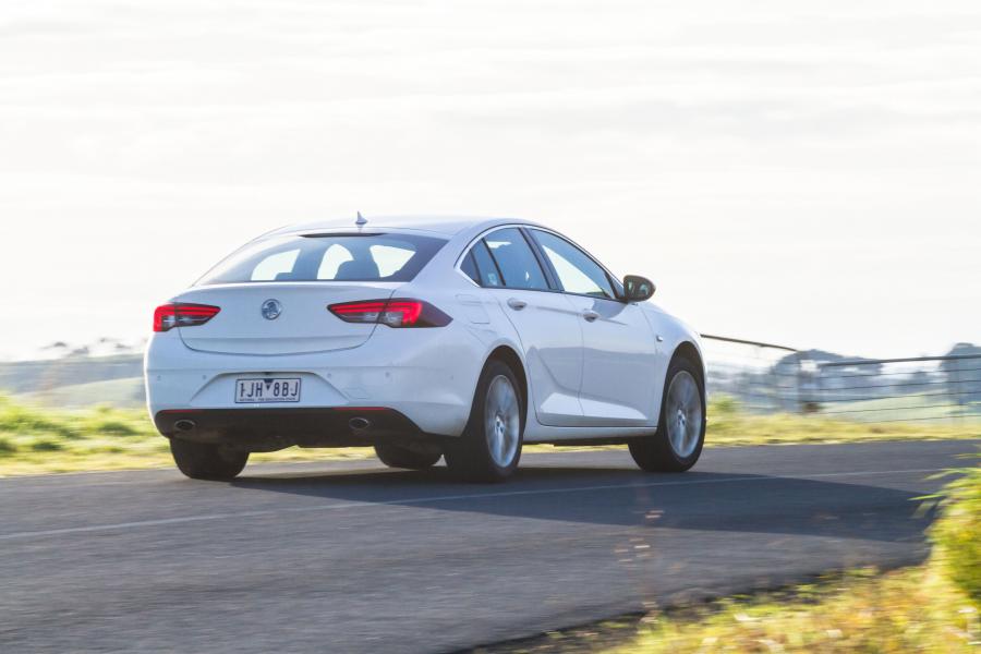  Holden Commodore (NG) 2018 года  (фото 9 из 30)